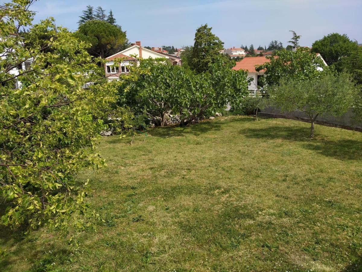 Apartman Avsec Krk Town Exterior foto