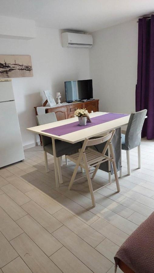 Apartman Avsec Krk Town Exterior foto